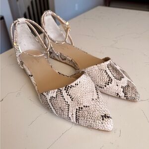 Seychelles Snakeskin Patterned Flats NWOT